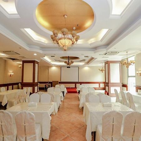 Vienna Hotel Dongguan Hou street Wanda Plaza Bagian luar foto